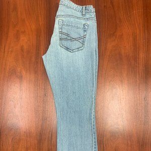 WOMEN'S AEROPOSTALE JEANS